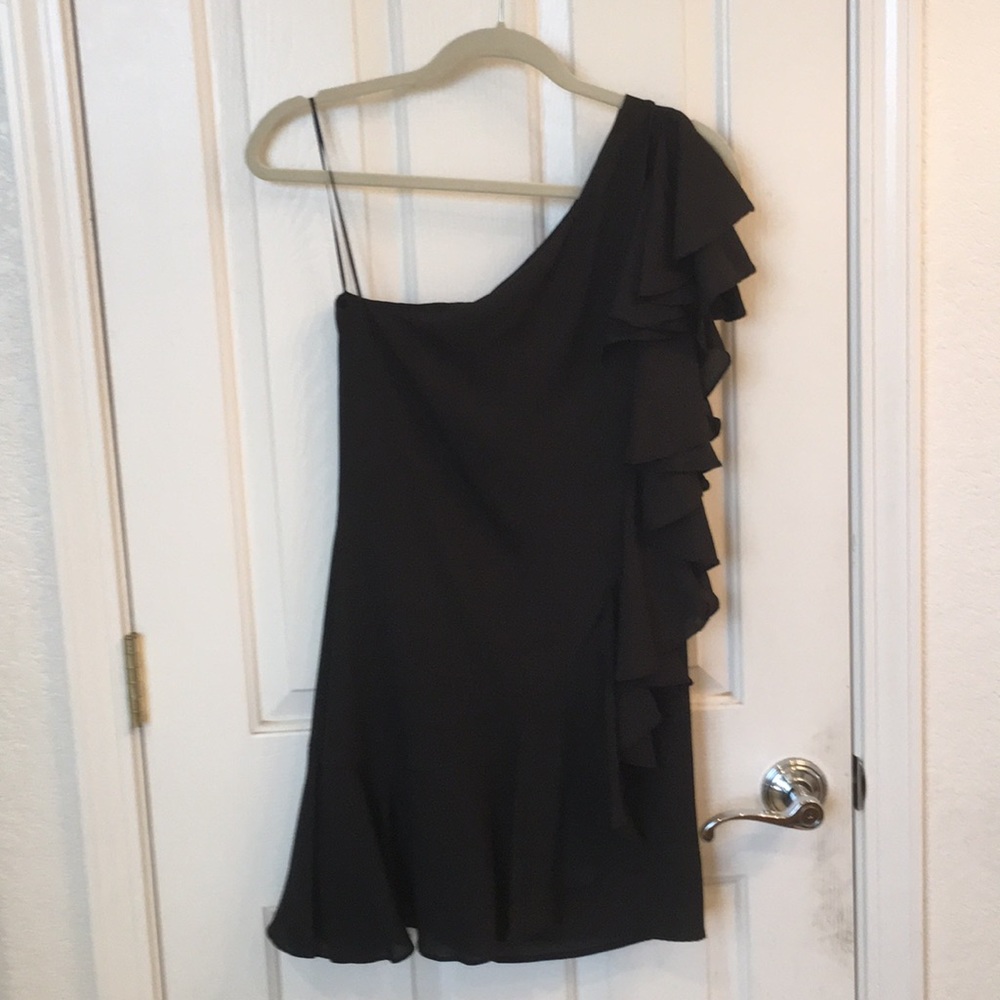 One shoulder style dress